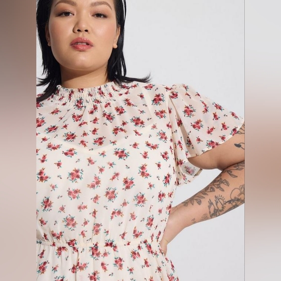 Torrid Mini Chiffon Smocked Dress Rose Floral Size 3 NWT - Picture 3 of 7